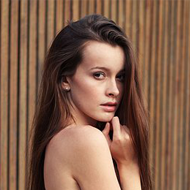 女性用かつらなどの髪の悩みはプロに相談しましょう